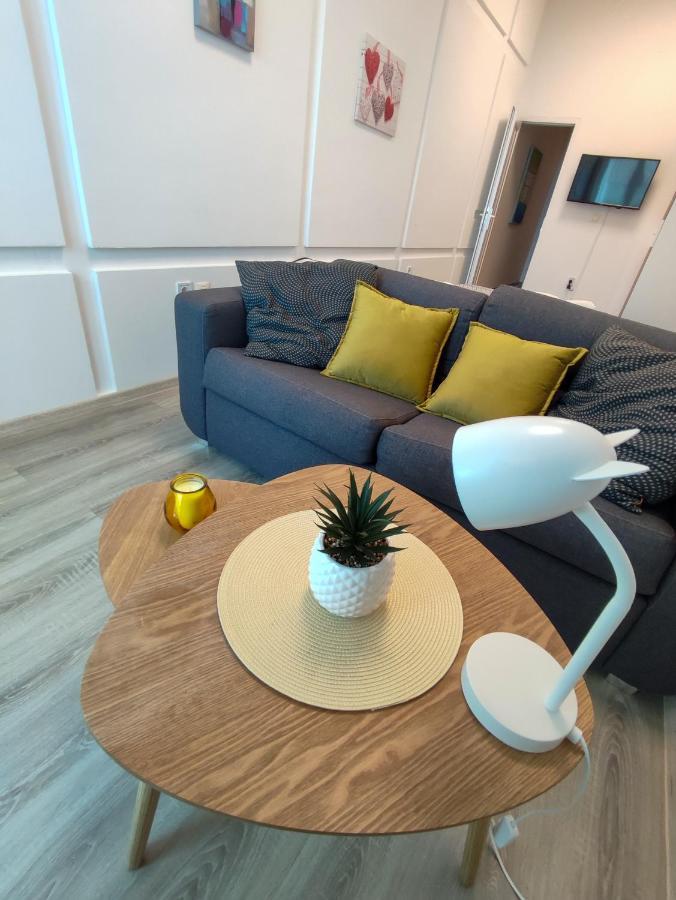 Sole Mio Apartment & Wellness Herceg Novi Exteriör bild